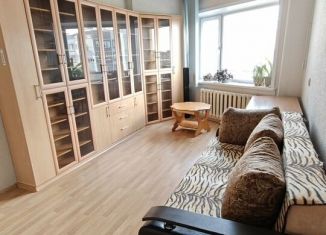 Продаю 3-ком. квартиру, 62 м2, Архангельск, улица Попова, 24, Октябрьский округ