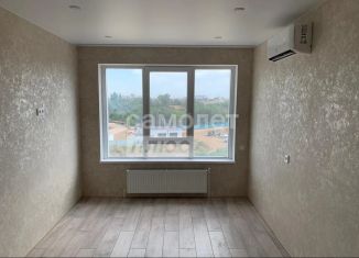 Продаю однокомнатную квартиру, 37 м2, Астрахань, улица Бехтерева, 2В, ЖК Атмосфера