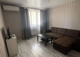 Сдаю 1-ком. квартиру, 35.7 м2, посёлок городского типа Яблоновский, улица Гагарина