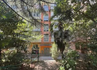 Продаю трехкомнатную квартиру, 57.1 м2, Сочи, Ворошиловская улица, 3, микрорайон Бытха