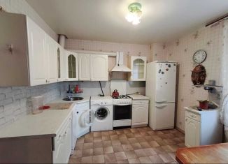 Продажа 2-комнатной квартиры, 61.8 м2, Рязань, улица 6-я Линия, 20