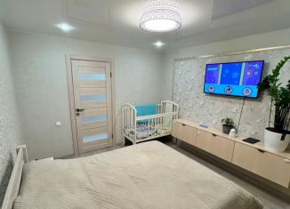 Продаю 2-ком. квартиру, 48 м2, Крым, улица Большевика Попова, 8