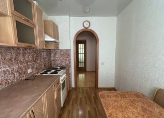 Продается 3-комнатная квартира, 62.6 м2, Златоуст, улица 40-летия Победы, 34