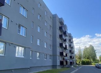 Продается 1-ком. квартира, 39.9 м2, Псковская область, Садовая улица, 2А