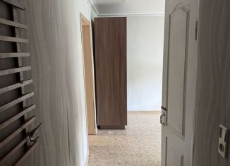 Продаю двухкомнатную квартиру, 42 м2, Республика Алтай, Коммунистический проспект, 78