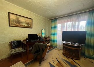 Продаю 2-ком. квартиру, 53 м2, Псковская область, проспект Ленина, 59к2