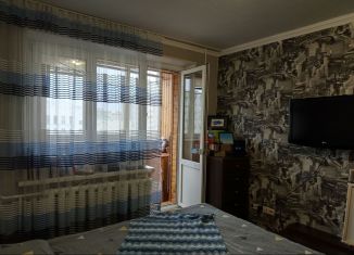 Продажа 3-ком. квартиры, 68 м2, Чувашия, Гражданская улица, 86