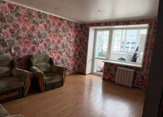 Продам 2-ком. квартиру, 47.9 м2, Мелеуз, улица Ленина, 133