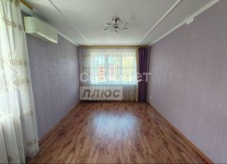 Продаю 3-комнатную квартиру, 61.3 м2, Старый Оскол, микрорайон Лебединец, 14