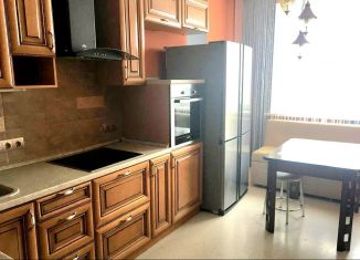 Продажа 3-ком. квартиры, 94.7 м2, посёлок ЛМС, микрорайон Центральный, 32