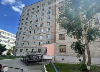 Сдаю в аренду однокомнатную квартиру, 33 м2, Тюмень, улица 50 лет Октября, 36А