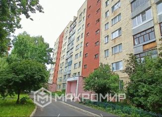 Продается 2-ком. квартира, 49.2 м2, Орёл, улица Латышских Стрелков, 3