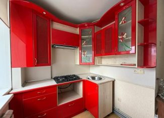 Продаю 3-ком. квартиру, 58.6 м2, Бор, улица Фрунзе, 73