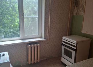 Продам однокомнатную квартиру, 28 м2, Череповец, улица Краснодонцев, 74