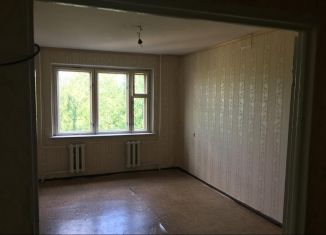Продам трехкомнатную квартиру, 63 м2, Чудово, улица Большевиков, 28