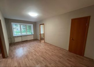 Продам 2-комнатную квартиру, 43.4 м2, Алексин, улица Мира, 24