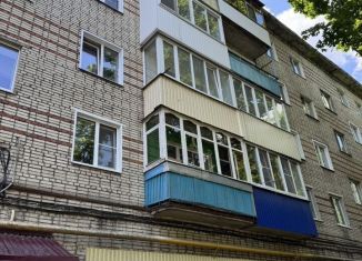 Продается двухкомнатная квартира, 47 м2, Кузнецк, улица Кирова, 95