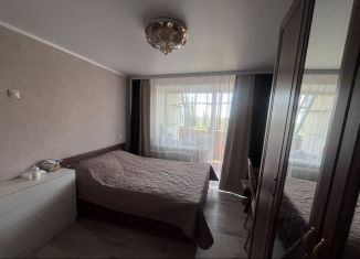 Продается четырехкомнатная квартира, 77.1 м2, Стерлитамак, улица Шафиева, 19