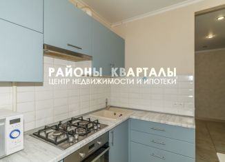 Продаю 2-ком. квартиру, 47.6 м2, Челябинск, улица Барбюса, 82, Ленинский район