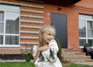 Продажа 4-ком. квартиры, 106.5 м2, деревня Володино, Яркая улица, 5