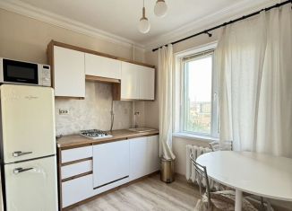 Продается 1-ком. квартира, 40.6 м2, Грозный, улица А.А. Айдамирова, 141к7, микрорайон Ипподромный