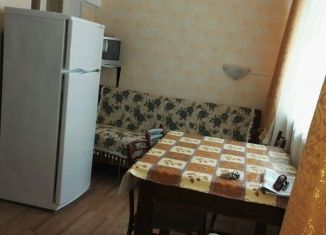 Сдам в аренду 1-ком. квартиру, 24 м2, Ялта, улица Чехова, 4