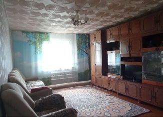 Продам 3-комнатную квартиру, 59 м2, село Староалейское, улица Шумакова, 22