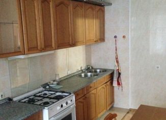 Продам 3-ком. квартиру, 80 м2, посёлок городского типа Иноземцево, улица Кирова, 2А