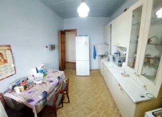 Продажа трехкомнатной квартиры, 70 м2, хутор Красный Пахарь, улица 9 Мая, 1