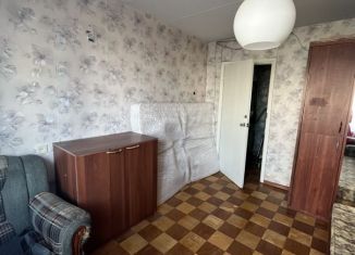 Аренда трехкомнатной квартиры, 69 м2, Екатеринбург, улица Калинина, 10