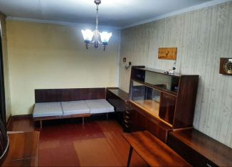Сдается 2-комнатная квартира, 34 м2, Воткинск, улица Робеспьера, 11А