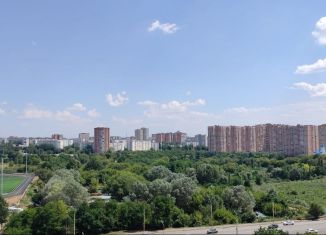 Продам 2-ком. квартиру, 64.9 м2, Ростов-на-Дону, бульвар Комарова, 1Ес3, ЖК Звёздный 2