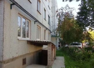 Продажа трехкомнатной квартиры, 62.9 м2, Старая Русса, улица Кириллова