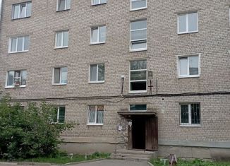 Продажа 1-ком. квартиры, 17.7 м2, Краснокамск, улица Калинина, 5к2