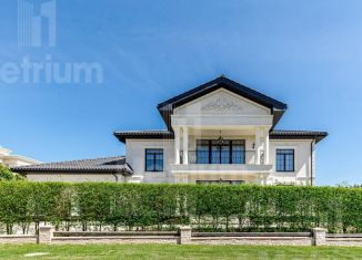 Продаю коттедж, 610 м2, деревня Чесноково