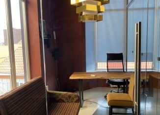 Сдаю в аренду офис, 8 м2, Махачкала, улица Сулеймана Стальского, 48, Советский район