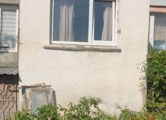 Продается 3-комнатная квартира, 55.5 м2, село Скалистое, улица Титова