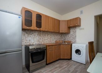 Продажа 1-комнатной квартиры, 32.4 м2, Тюмень, улица Ветеранов Труда, 9А, ЖК На Ватутина