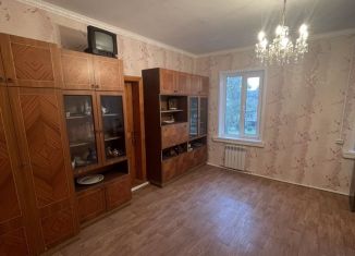 Продам 2-ком. квартиру, 48 м2, поселок Головино, Советская улица, 24