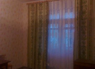 Сдаю комнату, 12 м2, Челябинская область, улица Свободы, 86А