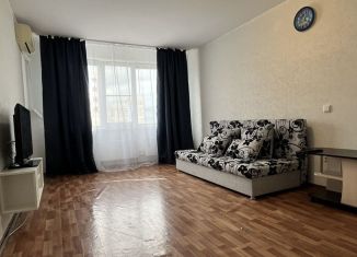 2-ком. квартира в аренду, 58 м2, Новороссийск, проспект Ленина, 101