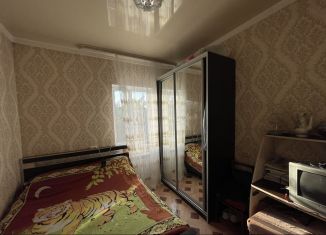 Продажа двухкомнатной квартиры, 52 м2, село Новоукраинское, Вишневская улица, 1