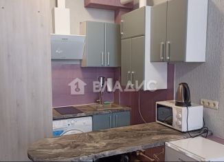 Продам 2-ком. квартиру, 53.5 м2, Геленджик, Крымская улица, 22к22