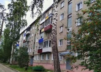 Однокомнатная квартира на продажу, 30 м2, Кирово-Чепецк, улица Азина