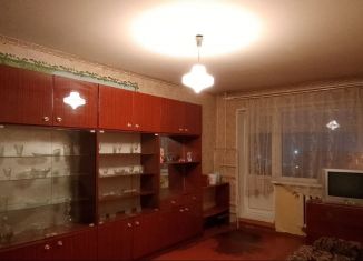 Сдам в аренду 2-комнатную квартиру, 48 м2, Касли, улица Декабристов