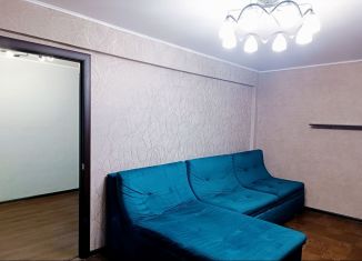 Сдам в аренду 2-ком. квартиру, 45 м2, Бийск, улица Разина, 74