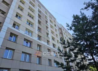 Продаю 2-ком. квартиру, 51 м2, Новосибирск, Кировский район, Комсомольская улица, 21