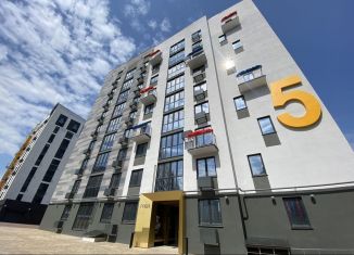 Продается 2-ком. квартира, 70.5 м2, Брянск