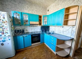 Продается 3-ком. квартира, 73 м2, Мурманская область, улица Георгия Седова, 10