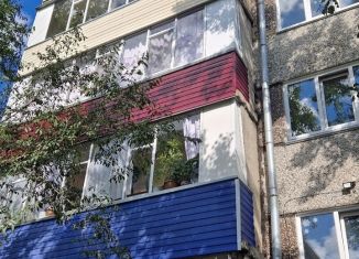 Продам 2-ком. квартиру, 36 м2, Саяногорск, микрорайон Заводской, 15